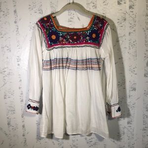 Boho Embroidered White Top Long Sleeve No size